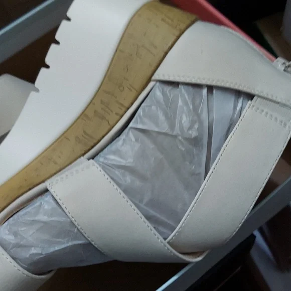 Womens SOUL Naturalizer Goodtimes Platform Wedge Sandals - Picture 6 of 8